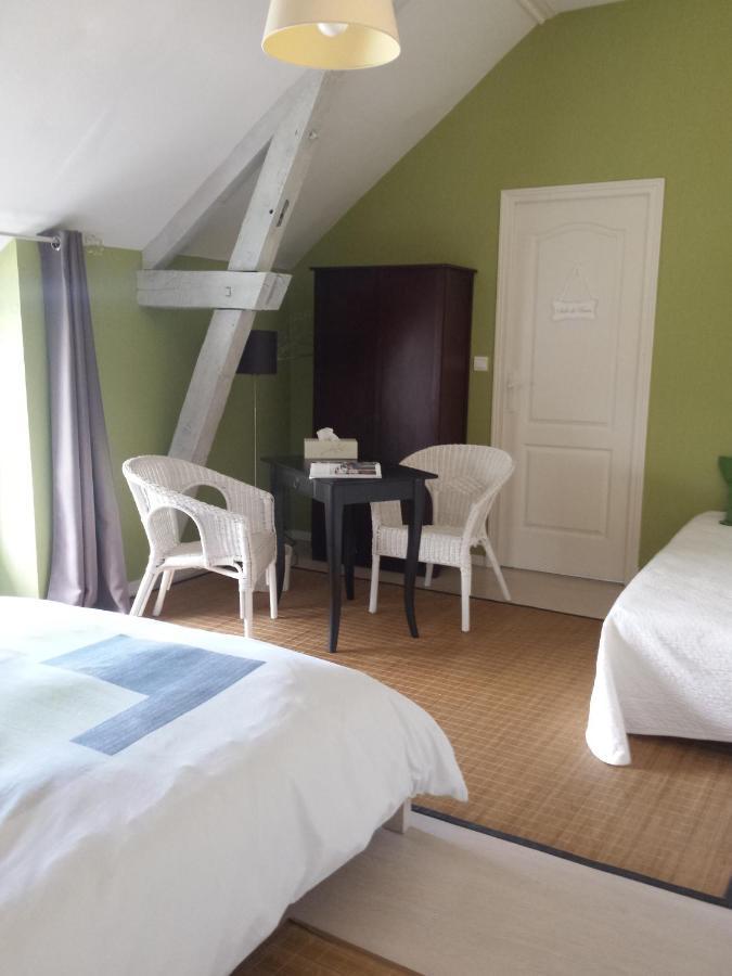 Chambres Des Rosiers Sennevieres ภายนอก รูปภาพ
